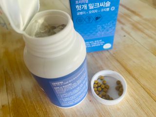 웨일섬 프리미엄 헛개 밀크씨슬 굼벵이 • 오미자 • 구지뽕 환 — 5점을 준 리뷰어가 2023년 6월 올린 사용 사진