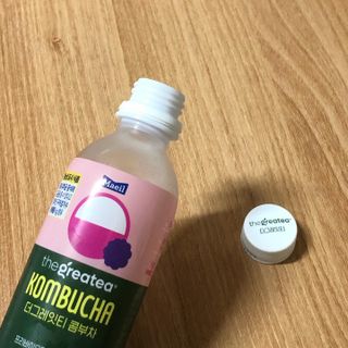 더그레잇티 콤부차 300ml *12개입 (오리지널 6개+베리리치 6개) — 5점을 준 리뷰어가 2022년 7월 올린 사용 사진