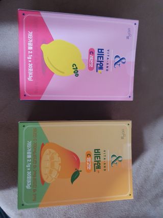 비타앤C 레몬맛, 망고맛 — 5점을 준 리뷰어가 2021년 4월 올린 사용 사진
