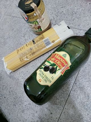 마에스트로 엑스트라버진 올리브 유 마에스트로 엑스트라버진 스페인 올리브유 — 5점을 준 리뷰어가 2022년 3월 올린 사용 사진