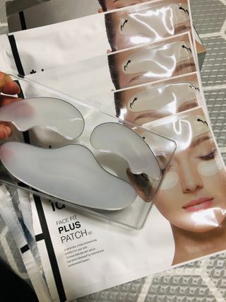아이디플라코스메틱 아이디 페이스핏 플러스 패치 v2 — 5점을 준 리뷰어가 2020년 12월 올린 사용 사진