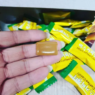(주) 피치코리아 믹스커피캔디76g x2개입 — 5점을 준 리뷰어가 2022년 11월 올린 사용 사진