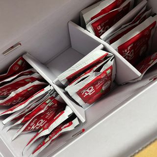 농업회사법인조은 유기농 석류 NFC 착즙주스 70ml 30포 — 4.5점을 준 리뷰어가 2021년 10월 올린 사용 사진
