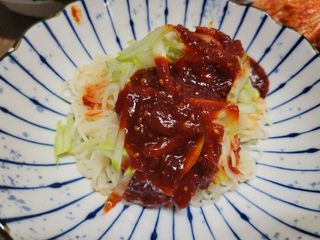 [한면원] 비빔국수 2인분 — 5점을 준 리뷰어가 2022년 8월 올린 사용 사진