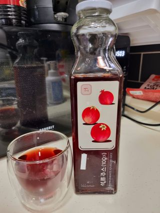 [바이윙클] 페르시아 유기농 석류 착즙주스 750ml 2병 + 선물박스 세트 — 5점을 준 리뷰어가 2022년 3월 올린 사용 사진