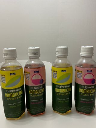 더그레잇티 콤부차 300ml *12개입 (오리지널 6개+베리리치 6개) — 3.5점을 준 리뷰어가 2022년 7월 올린 사용 사진