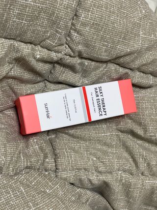 썸헤어 / SUMHAIR 썸헤어 실키 테라피 헤어 에센스 — 5점을 준 리뷰어가 2021년 4월 올린 사용 사진