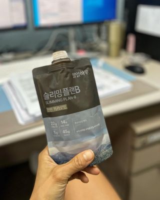 일일하우 슬리밍 플랜B 고소한 귀리맛, 진한 카카오맛 (체중조절식) — 5점을 준 리뷰어가 2023년 6월 올린 사용 사진