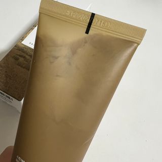 스킨1004 [SKIN1004] 마다가스카르 센텔라 앰플 폼 125ml — 5점을 준 리뷰어가 2024년 8월 올린 사용 사진