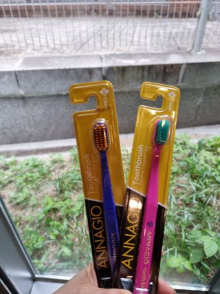 [지오클린] 안나지오 구취케어  기능성 치약 칫솔 세트 (칫솔 5 개+치약 100g 1 개 ) — 5점을 준 리뷰어가 2022년 6월 올린 사용 사진