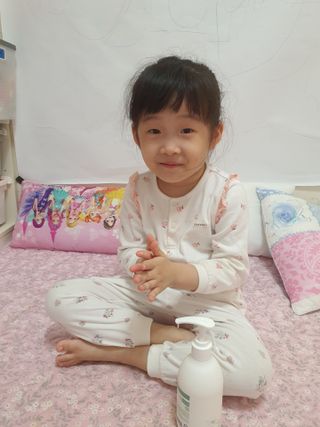 토박스코리아 몽쥬르 유아 로션 300ml — 4점을 준 리뷰어가 2021년 4월 올린 사용 사진