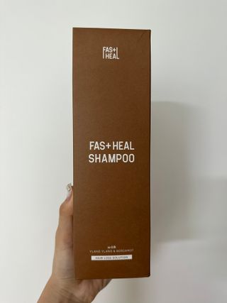 패스트힐(fast heal) 패스트힐 탈모증상완화샴푸 470ml — 5점을 준 리뷰어가 2023년 10월 올린 사용 사진