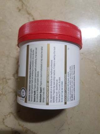 Swisse 스위스 고함량 프로폴리스 2,000mg 210정 — 5점을 준 리뷰어가 2021년 11월 올린 사용 사진