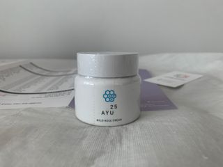AYU25[아유트웬티파이브]다마스크로즈워터 베이스 천연 수분 촉촉 크림 — 5점을 준 리뷰어가 2021년 4월 올린 사용 사진