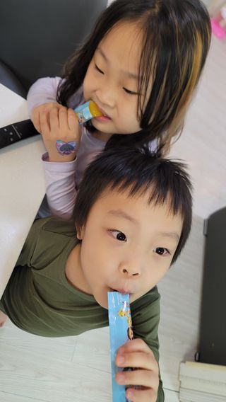 다나음 셀렌에 빠진 아연면역젤리 열대과일맛+사과맛 — 5점을 준 리뷰어가 2023년 1월 올린 사용 사진