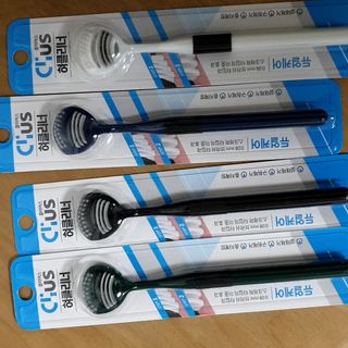크리오 클리어스 혀백태제거 구취관리 혀클리너 — 2점을 준 리뷰어가 2021년 3월 올린 사용 사진