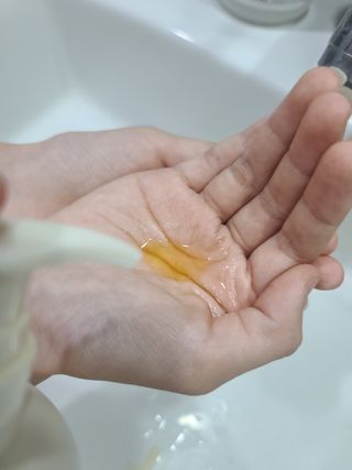 [위켄더스] 기분좋은 하루를 선사해주는 핸드& 바디워시 1종 랜덤발송 — 4점을 준 리뷰어가 2022년 8월 올린 사용 사진