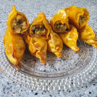 한만두 진한 해물맛 짬뽕만두 1kg — 5점을 준 리뷰어가 2021년 4월 올린 사용 사진
