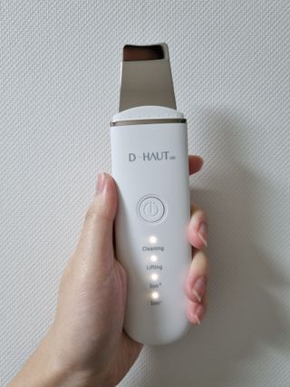 디하우트 랩 4 in 1 갈바닉 아쿠아 워터 필링기 스킨스크러버 — 4점을 준 리뷰어가 2021년 12월 올린 사용 사진