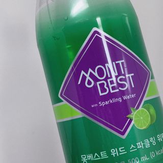 몽베스트 Montbest with Sparkling water Lime20병 — 5점을 준 리뷰어가 2021년 10월 올린 사용 사진