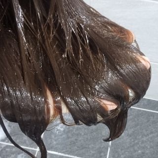 라로지크 X3 리페어 퍼퓸 헤어팩 150mℓ — 5점을 준 리뷰어가 2021년 11월 올린 사용 사진