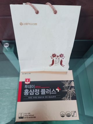 서울약사신협_투데이홍삼정플러스스틱_10g x 30포 — 5점을 준 리뷰어가 2020년 12월 올린 사용 사진