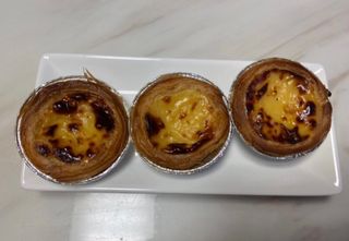 디앙뜨 포르투갈 에그타르트 오리지널 맛+패션후르츠+초콜릿타르트 맛 중 택1 — 4점을 준 리뷰어가 2021년 8월 올린 사용 사진