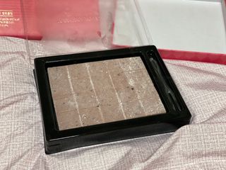 카카오 본연의 색을 간직하고있는 루비초콜릿과 블루베리의 만남, 카카올라 루비베리요거트생초콜릿 — 3점을 준 리뷰어가 2021년 10월 올린 사용 사진