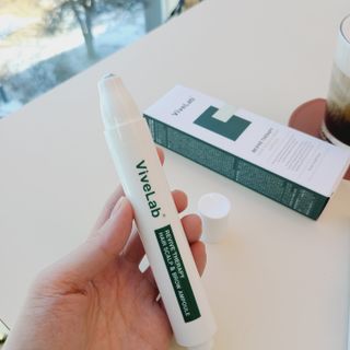 바이브랩 [탈모증상완화] 헤어라인 눈썹 두피앰플 — 5점을 준 리뷰어가 2022년 1월 올린 사용 사진