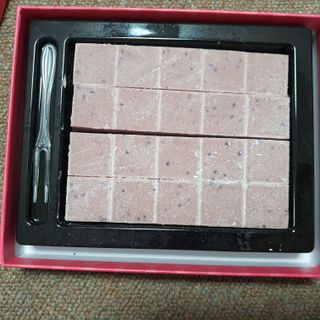 카카오 본연의 색을 간직하고있는 루비초콜릿과 블루베리의 만남, 카카올라 루비베리요거트생초콜릿 — 5점을 준 리뷰어가 2021년 10월 올린 사용 사진