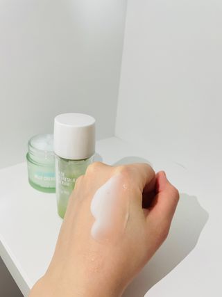김정문알로에 큐어 큐어 알로에 리프레쉬 젤리 세럼, 큐어 알로에 하이드로 젤리 크림 — 4점을 준 리뷰어가 2021년 2월 올린 사용 사진