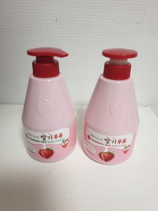[과일나라] 피부가 마시는 딸기우유 바디클렌저&바디로션 — 5점을 준 리뷰어가 2022년 2월 올린 사용 사진