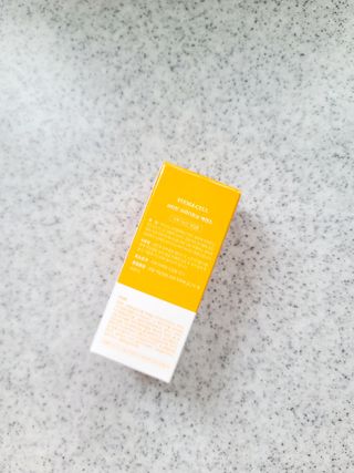 체르엠 스템앤셀 비타민 브라이트닝 에센스 30ml 1개 — 4.5점을 준 리뷰어가 2021년 9월 올린 사용 사진