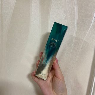 [NEW 탄력유턴 아이크림] AHC 유스 래스팅 리얼 아이크림 포 페이스 — 4.5점을 준 리뷰어가 2021년 3월 올린 사용 사진