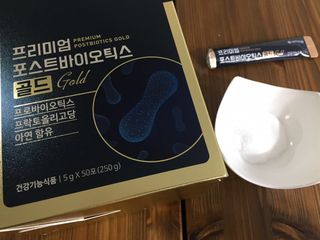 서울약사신협_프리미엄포스트바이오틱스골드_5g x 50포 — 4점을 준 리뷰어가 2021년 3월 올린 사용 사진