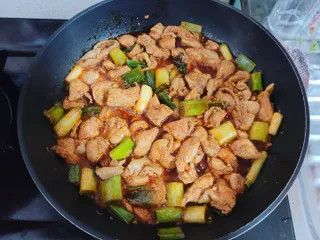 (주)마니커 마니커 닭고기 덧살구이 2종(올리브소금&핫칠리) [냉동 500g] — 5점을 준 리뷰어가 2022년 11월 올린 사용 사진