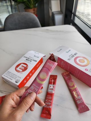인디닥터 면역 생생 핑크 이뮨 젤리 + 타이탄 BCAA 프로틴 젤리스틱 — 4.5점을 준 리뷰어가 2022년 3월 올린 사용 사진