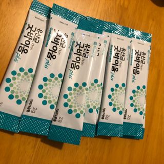 프리마인 유산균 국가지정연구소 선정, 살아있는 생유산균 200억 마리의 힘. 유산균n굿바이옴플러스 — 5점을 준 리뷰어가 2021년 10월 올린 사용 사진