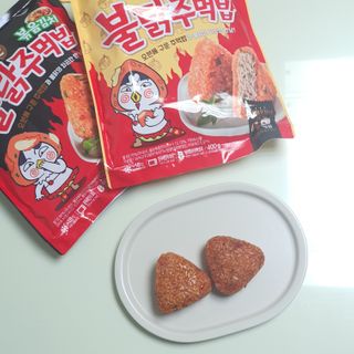 삼양냉동 [삼양] 불닭참치마요구운주먹밥+불닭볶음김치구운주먹밥 2세트구성 — 5점을 준 리뷰어가 2021년 2월 올린 사용 사진
