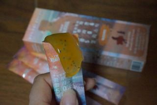 엘리샤코이 아임얼라이브 콤부차 콜라겐 506 스틱젤리 패션프루트 — 5점을 준 리뷰어가 2021년 6월 올린 사용 사진
