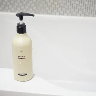 패스트힐(fast heal) 패스트힐 탈모증상완화샴푸 470ml — 5점을 준 리뷰어가 2022년 12월 올린 사용 사진