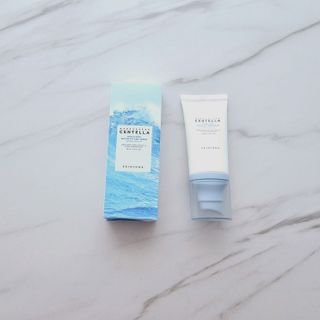 MF[스킨1004] 마다가스카르 센텔라 히알루-시카 워터핏 선세럼 50ml — 5점을 준 리뷰어가 2024년 5월 올린 사용 사진