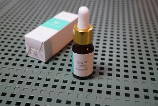 랑팡 EGF+FGF 10ppm 리포좀 앰플 원액 10ml — 5점을 준 리뷰어가 2021년 11월 올린 사용 사진