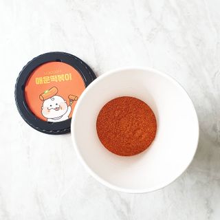 유비쿡 컵떡볶이 매운컵떡볶이2개/ 짜장컵떡볶이 2개  총 4개세트 — 5점을 준 리뷰어가 2021년 6월 올린 사용 사진