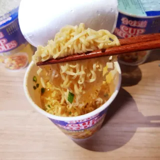 NISSIN 닛신 컵누들  4종 - 씨푸드오리지날, 씨푸드 스파이시, 씨푸드 커리, 씨푸드 XO소스 — 5점을 준 리뷰어가 2022년 4월 올린 사용 사진