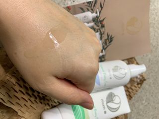 mom e 맘이 내추럴 베이비 케어 크림+바디오일 — 3.5점을 준 리뷰어가 2021년 1월 올린 사용 사진