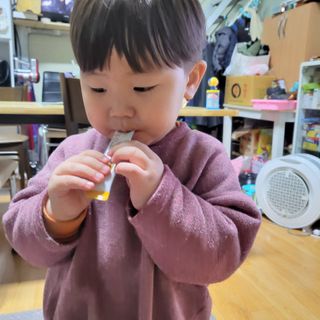 [이뮤니티플러스]우리아이 면역오키, 건강오키 _ 키즈오키 어린이홍삼 10포 1box — 5점을 준 리뷰어가 2022년 3월 올린 사용 사진