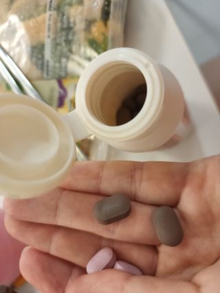닥터피엔티 [Dr.PNT] 하루 2알로 건강한 다이어트! 한겨울에도 체지방만 쏙~ 슬림핏 다이어트 — 5점을 준 리뷰어가 2022년 8월 올린 사용 사진