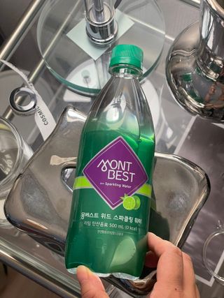 몽베스트 Montbest with Sparkling water Lime20병 — 5점을 준 리뷰어가 2022년 7월 올린 사용 사진