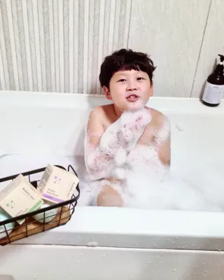 버블데이 배쓰밤 거품입욕제 버블바 6종 — 4점을 준 리뷰어가 2021년 10월 올린 사용 사진